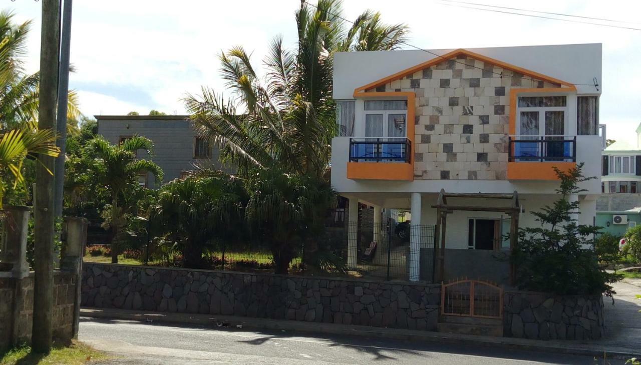 Chez Clenya Guesthouse La Ferme Экстерьер фото